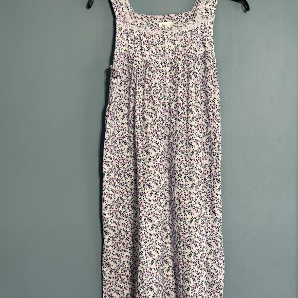 SELLING ARIA NIGHTGOWN FOR WOMEN SIZE SMALL FLORAL COLOR SLEEVELESS NWT - Picture 1 of 11